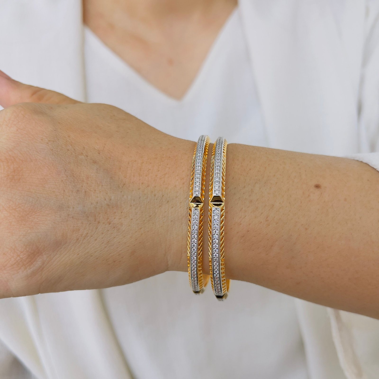 Elegant Dual-Tone Crystal Bangles - Image 2