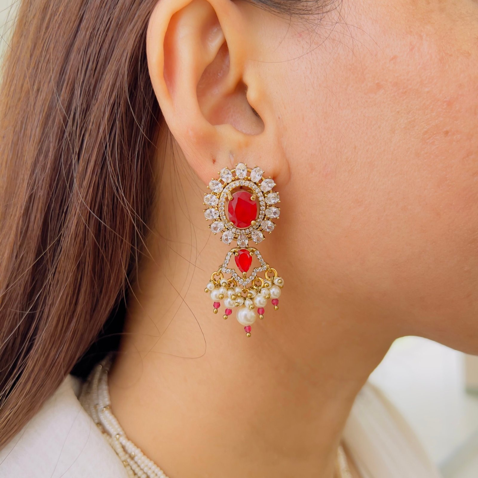 Ivory Whispers: Multi-Strand Seed Pearl Necklace with Mint Polki Pendant - Image 4