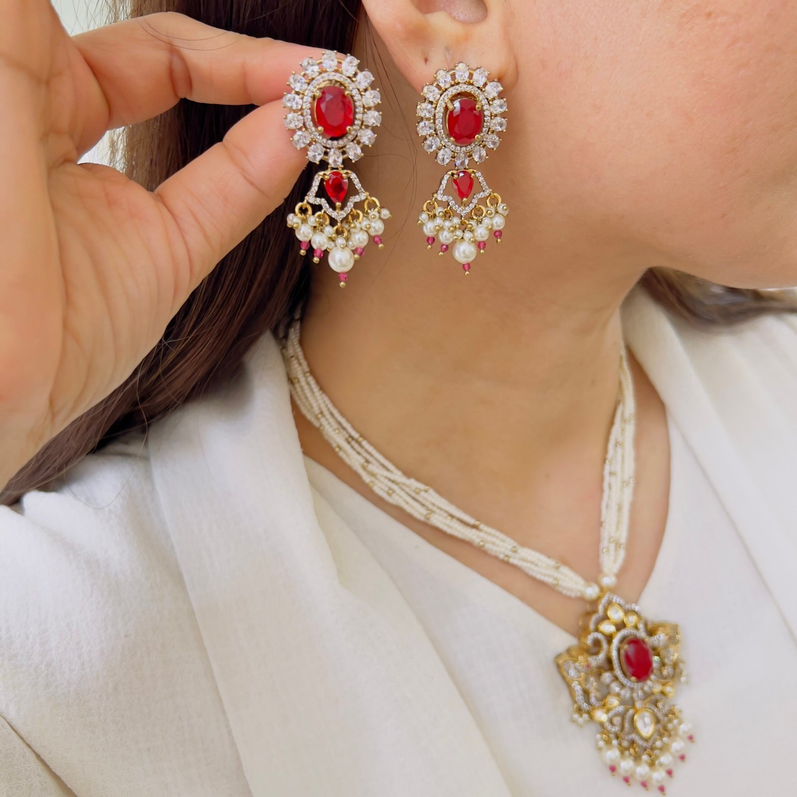 Ivory Whispers: Multi-Strand Seed Pearl Necklace with Mint Polki Pendant - Image 2