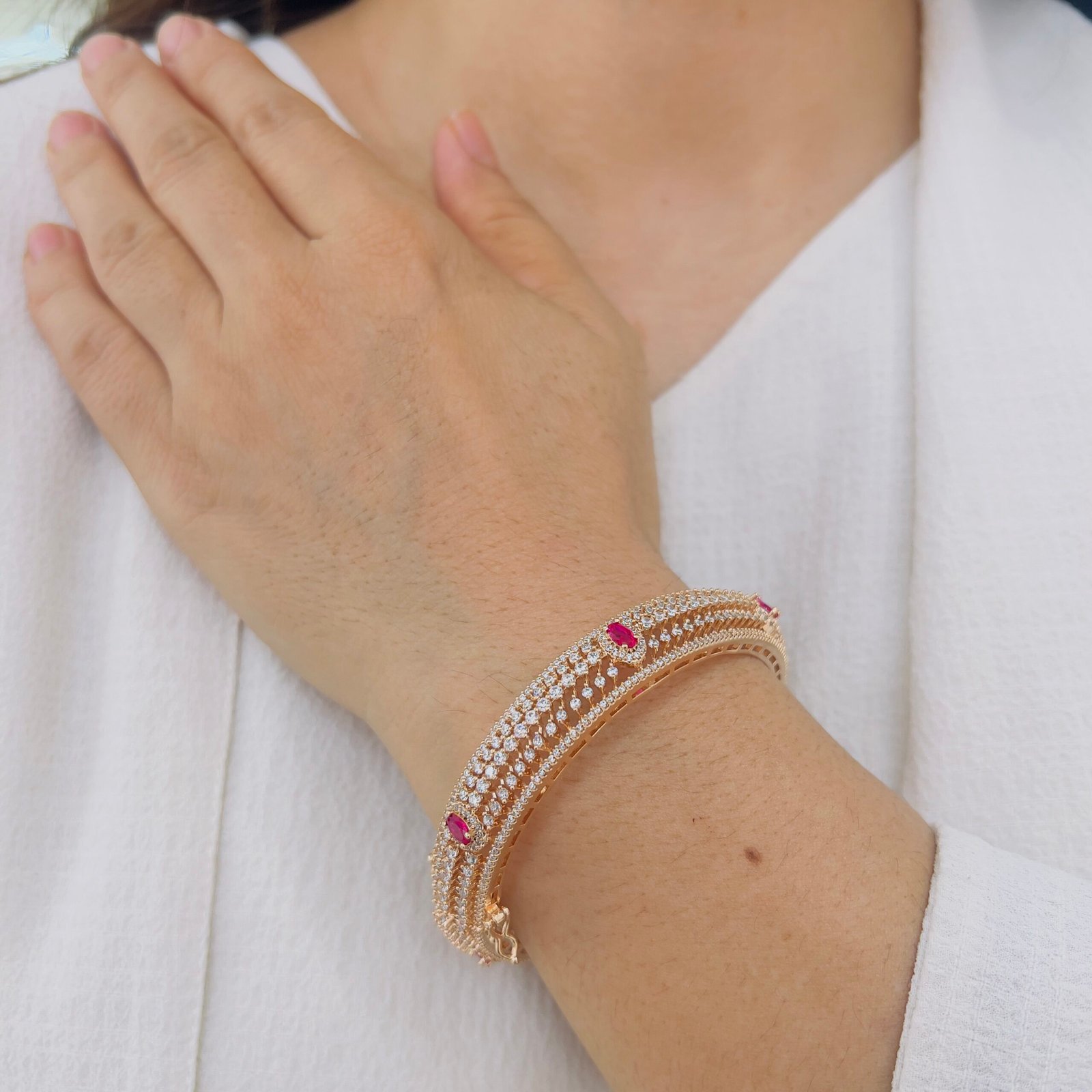 Radiance Woven in Every Detail - Image 4