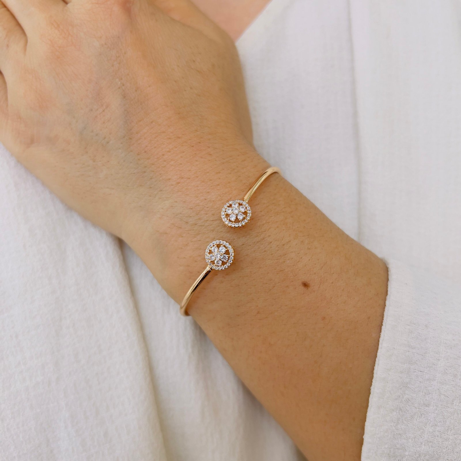 Sparkle Circle Open Bracelet