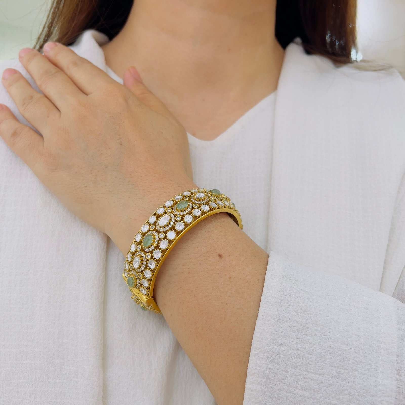 Vintage Elegance: Premium Gold-Plated Emerald & Polki Kada Bangle - Image 9
