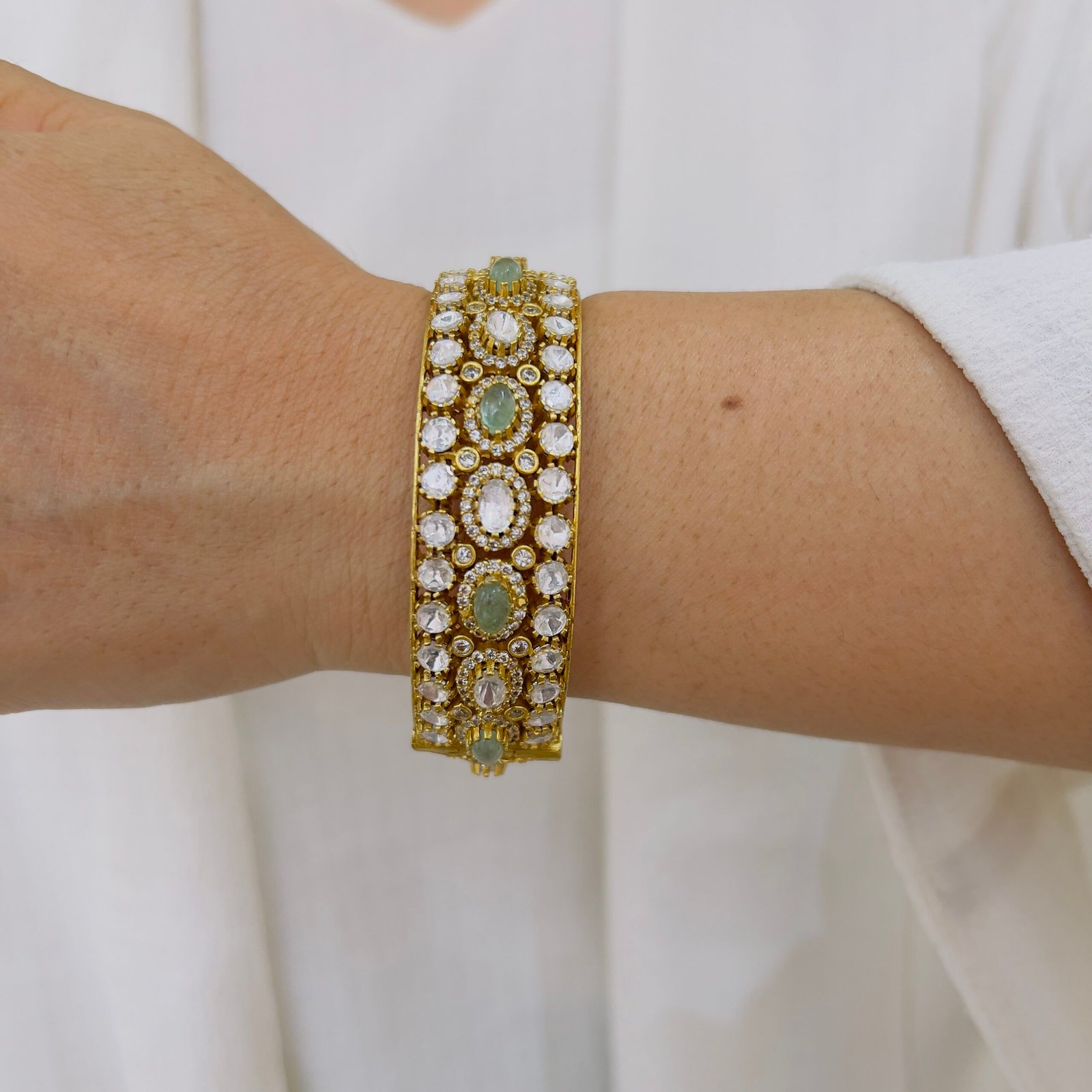 Vintage Elegance: Premium Gold-Plated Emerald & Polki Kada Bangle - Image 8