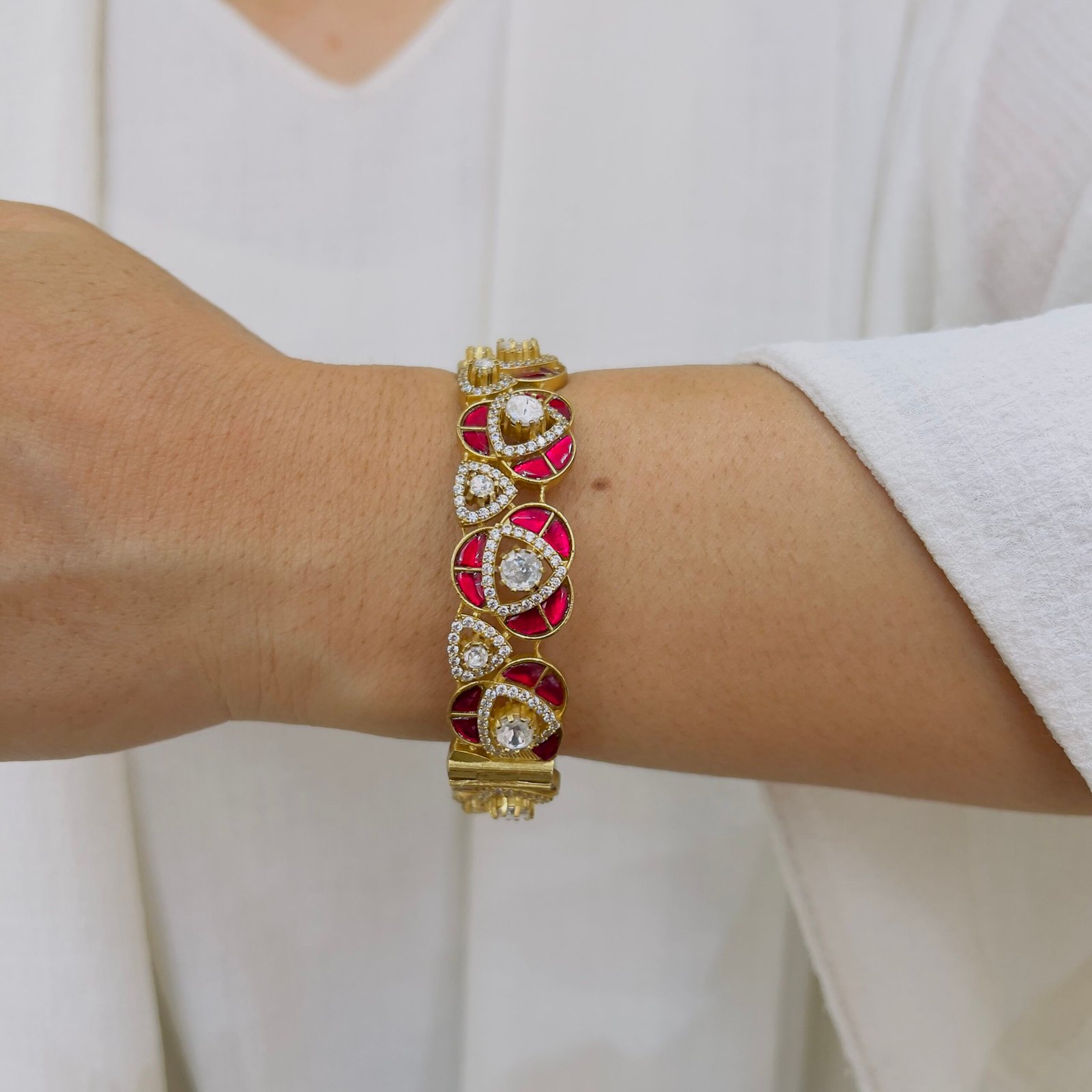 The Modern Monarch: Premium Gold-Plated Contemporary Jadau Bangle - Image 2