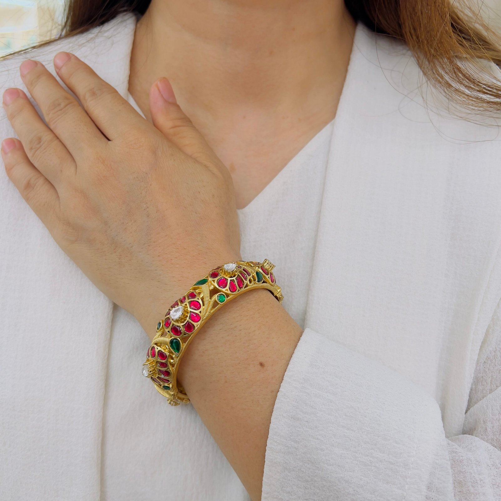 The Heritage Heirloom: Premium Antique Gold Royal Jadau Kada - Image 3