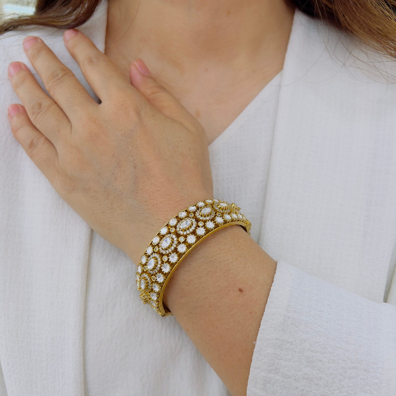 Vintage Elegance: Premium Gold-Plated Emerald & Polki Kada Bangle - Image 6
