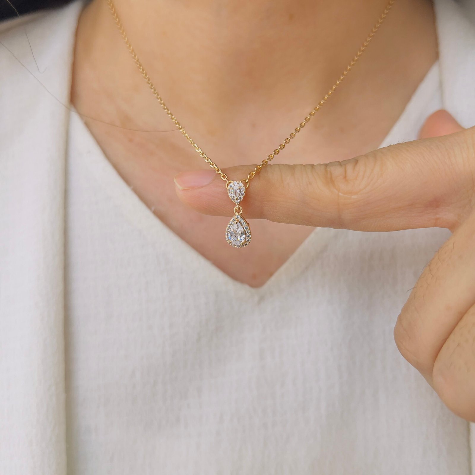 Simple. Elegant. Always in Style. - Image 3