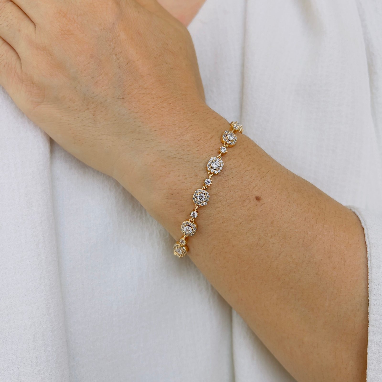 Everyday Elegance Bracelet - Image 2
