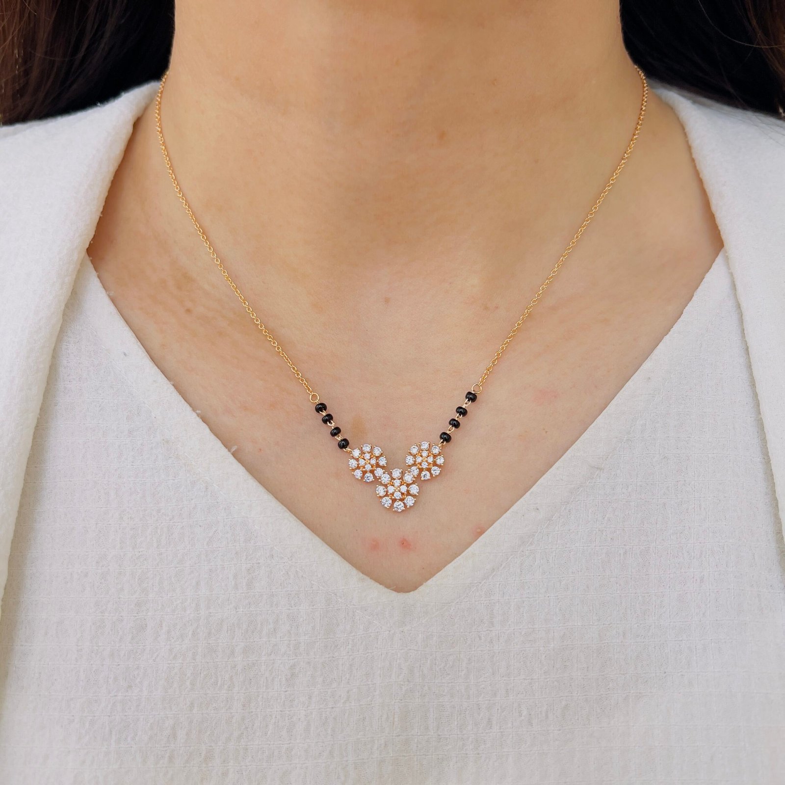 Floral Diamond Mangalsutra – Timeless Elegance