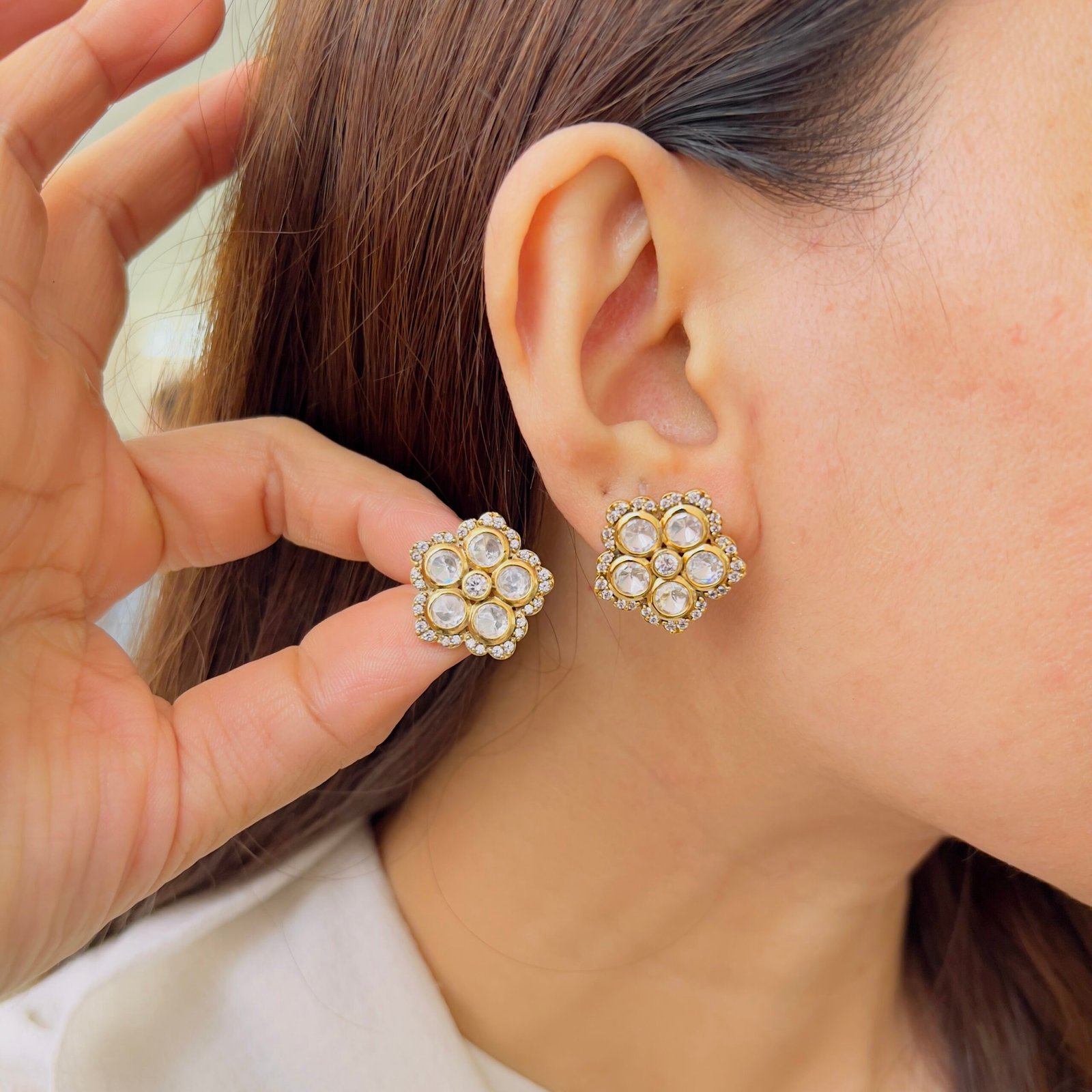 Classic Victorian Stud Earrings with Antique Finish - Image 2
