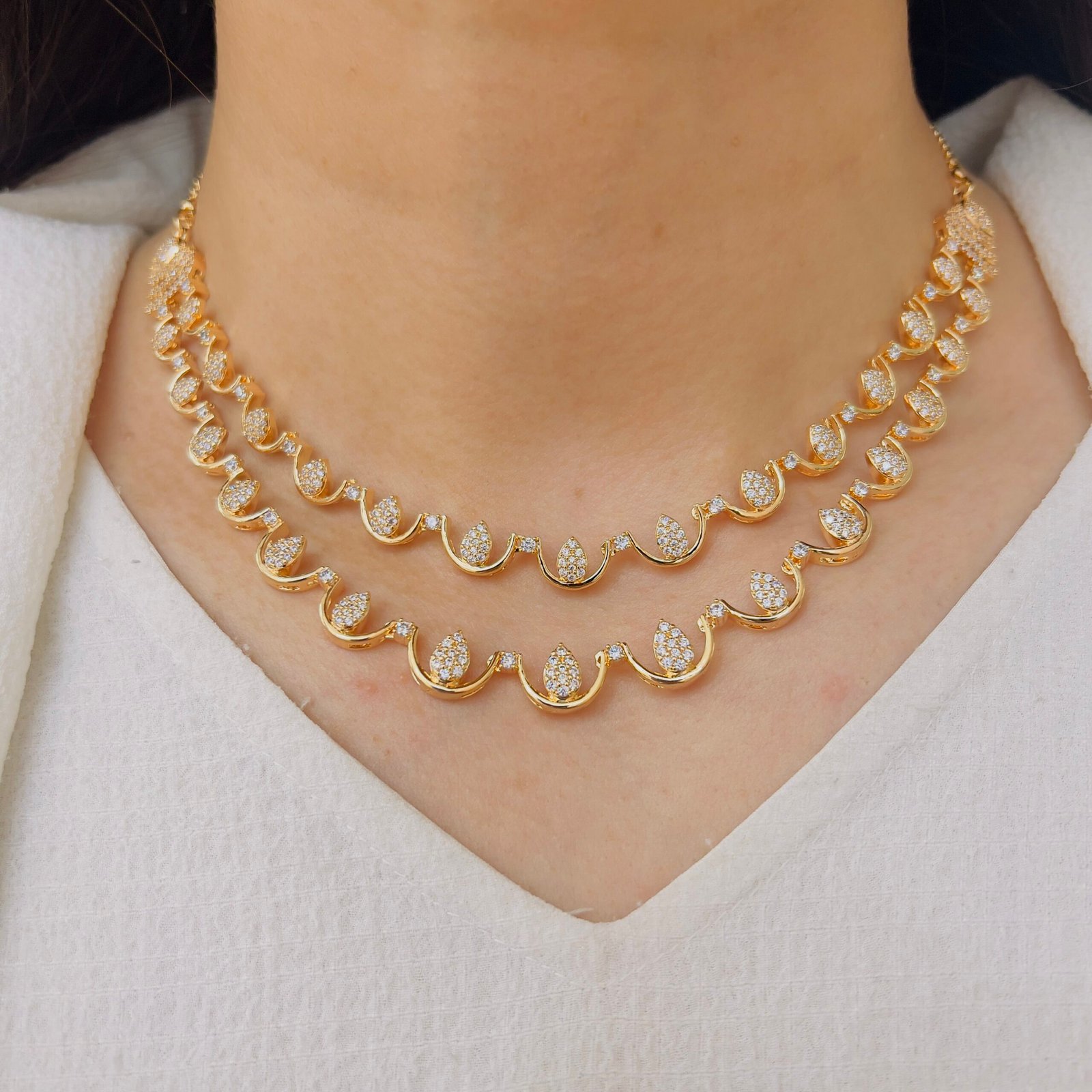 Elegant Double Layer Diamond Necklace Set - Image 4