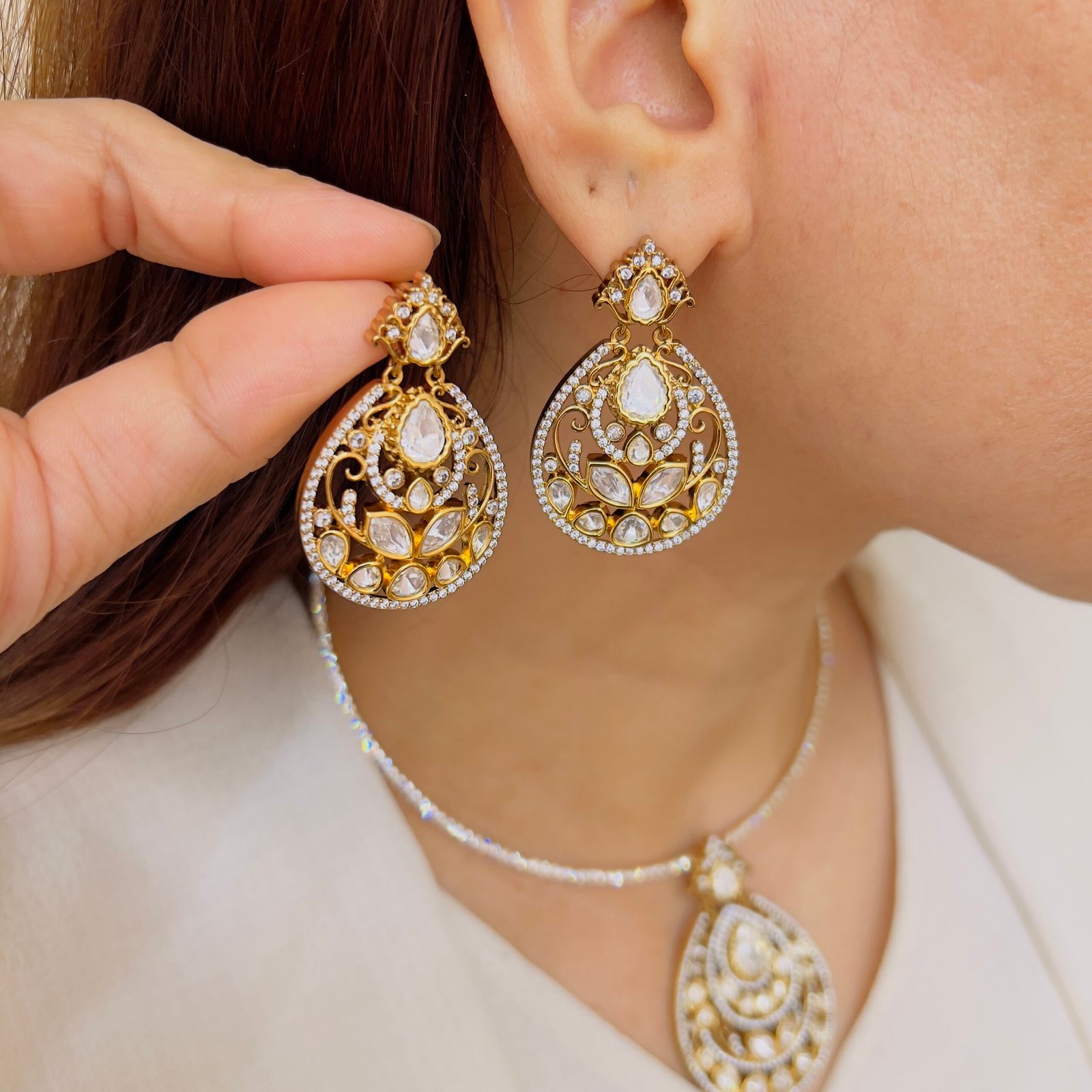 Vintage-Inspired Victorian Pendant Set for Women - Image 8