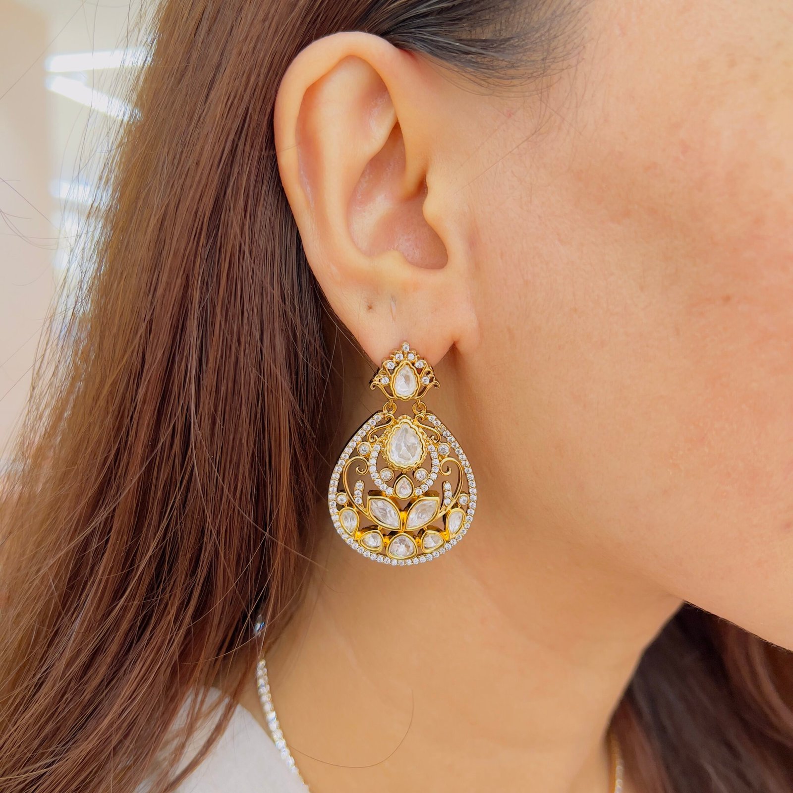 Vintage-Inspired Victorian Pendant Set for Women - Image 9