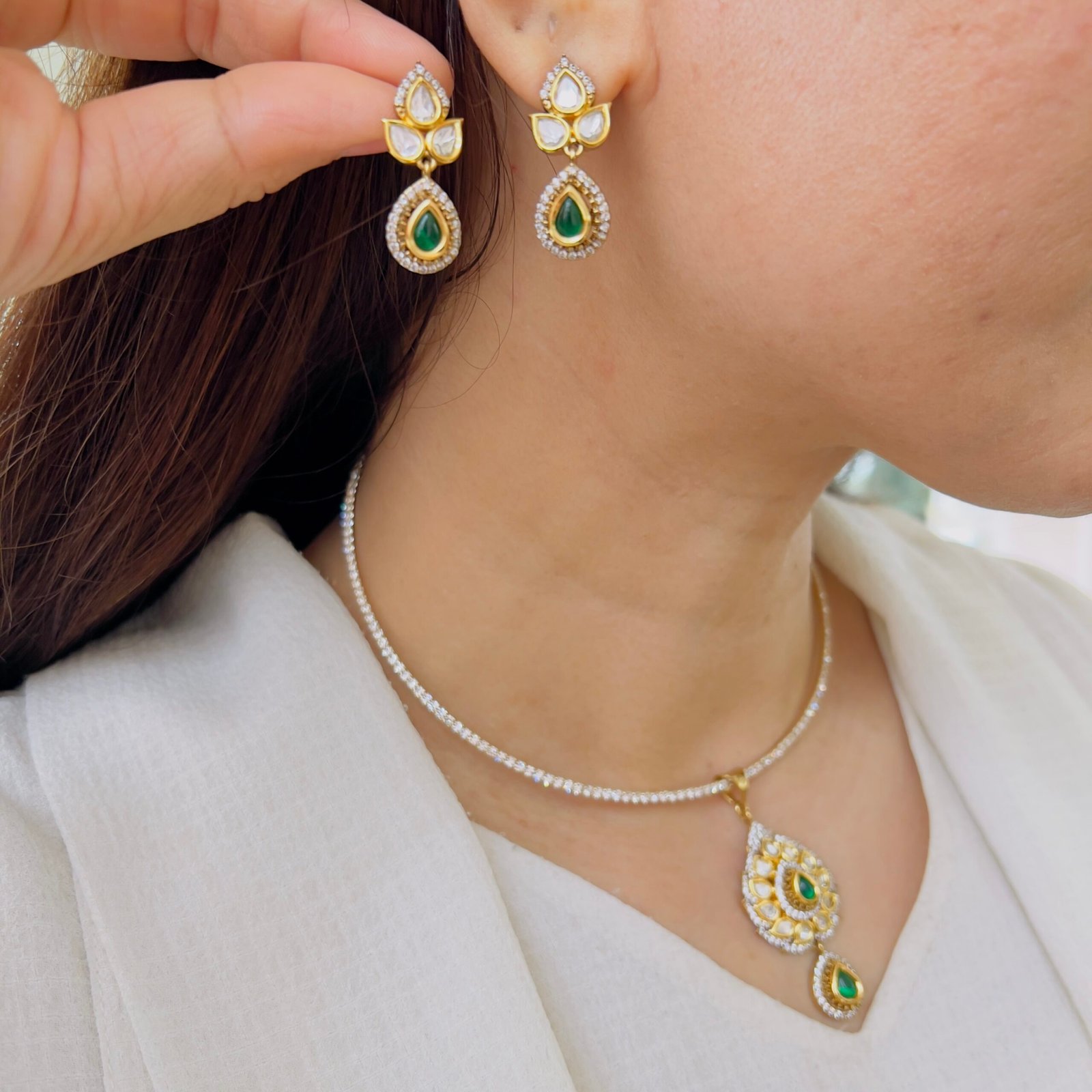 Antique-Inspired Victorian Pendant Set - Image 8