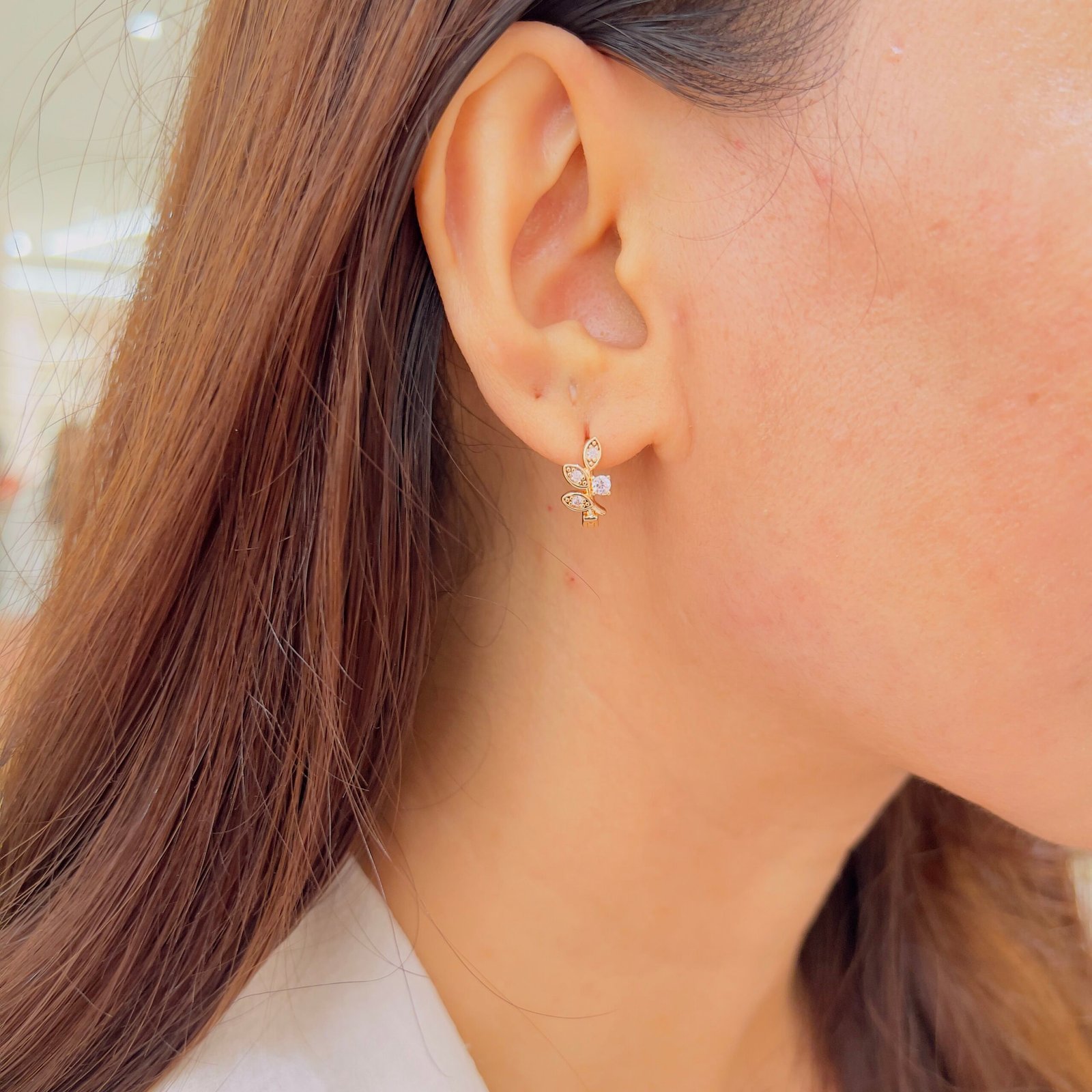 Detail Ear Set - Image 2