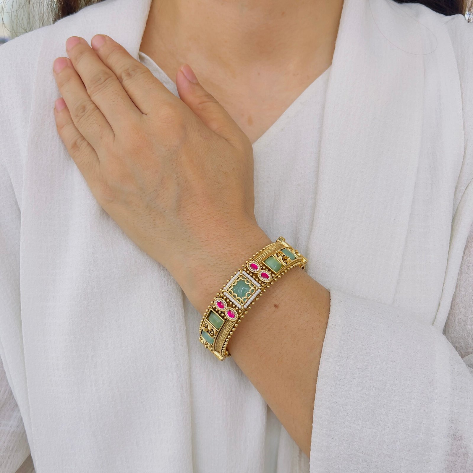 Tradition Worn With Grace - Image 3