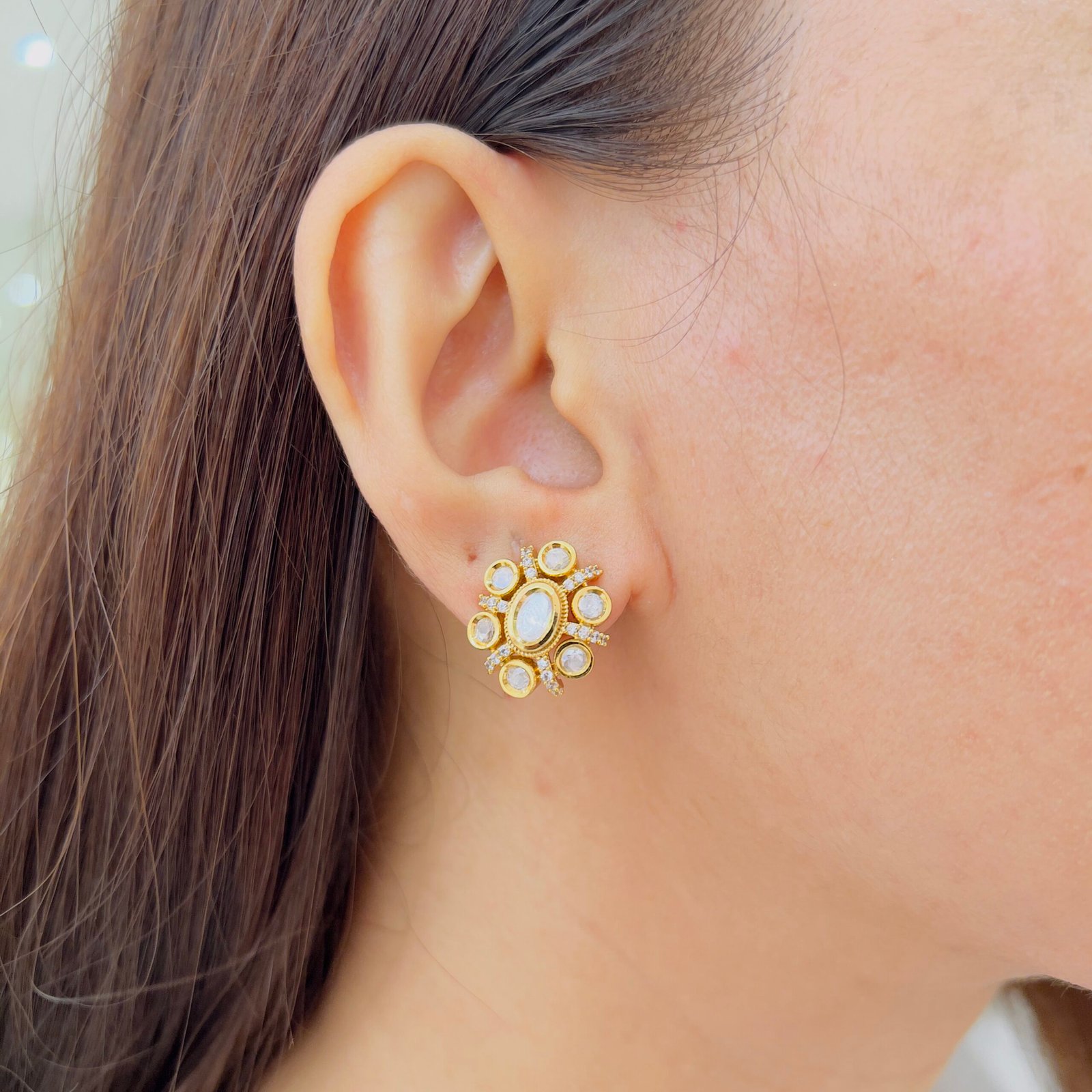Modern Mangalsutra Set with Stylish Matching Earrings - Image 3