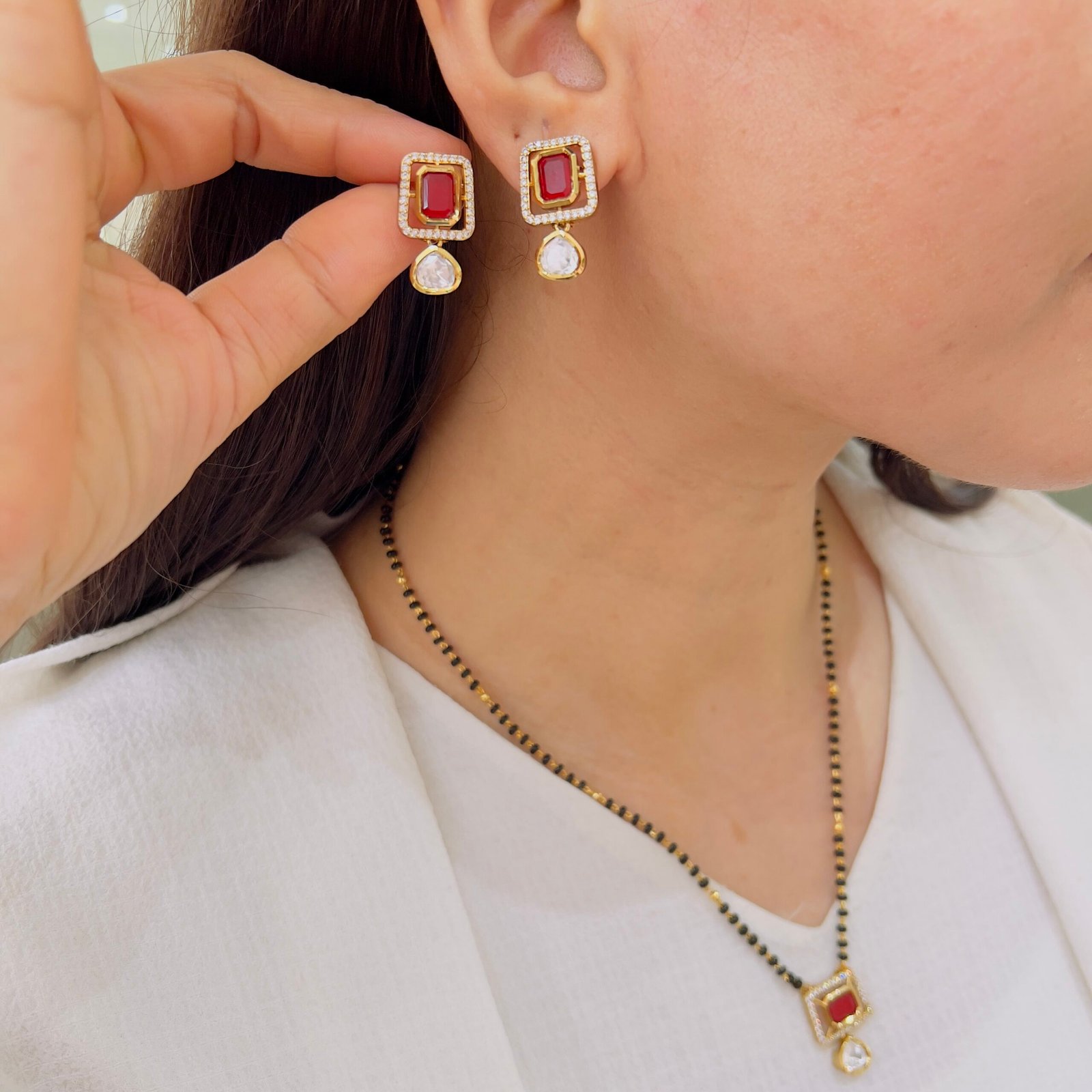Refined Mangalsutra Set for Effortless Everyday Style - Image 5