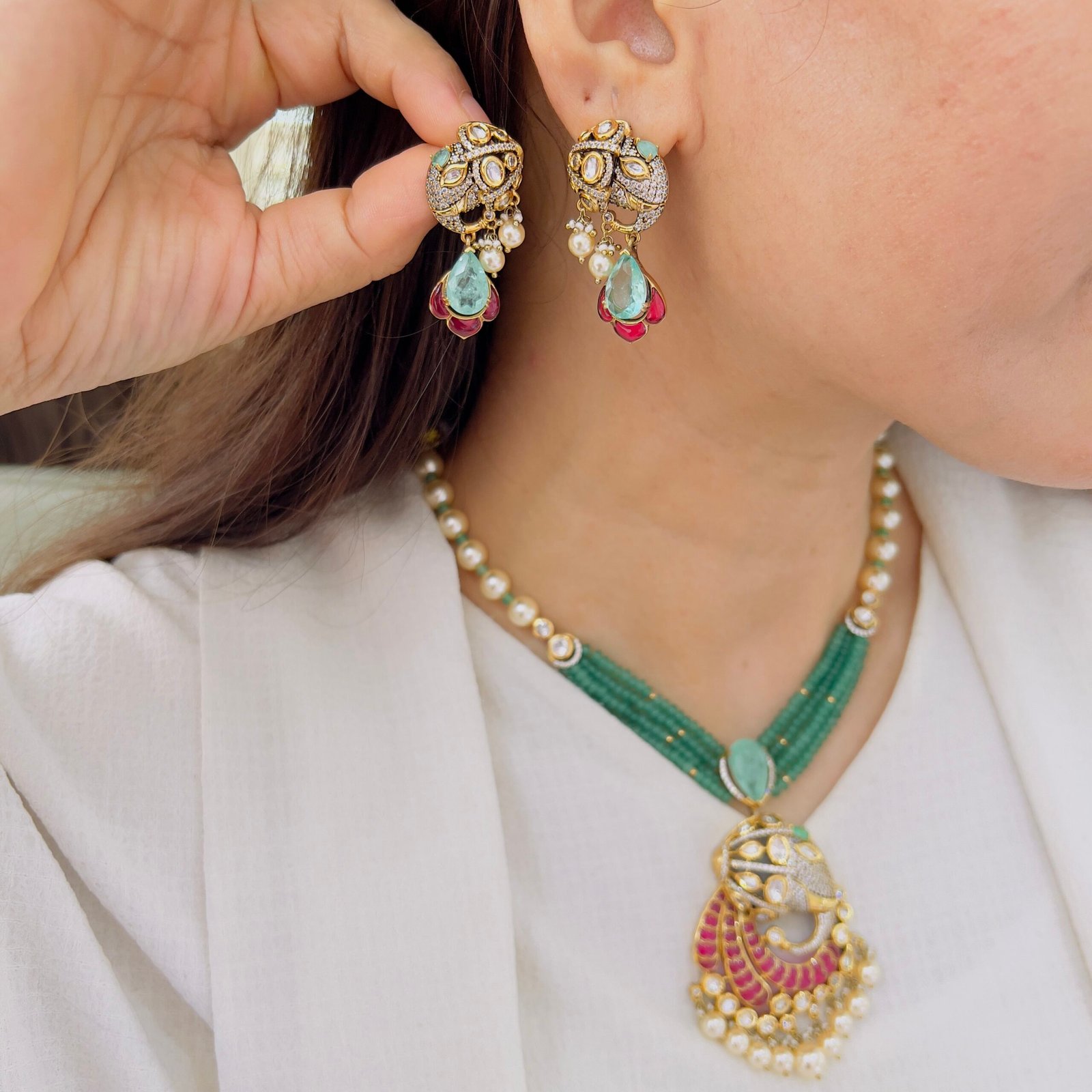 Antique Allure Victorian Necklace Set - Image 8