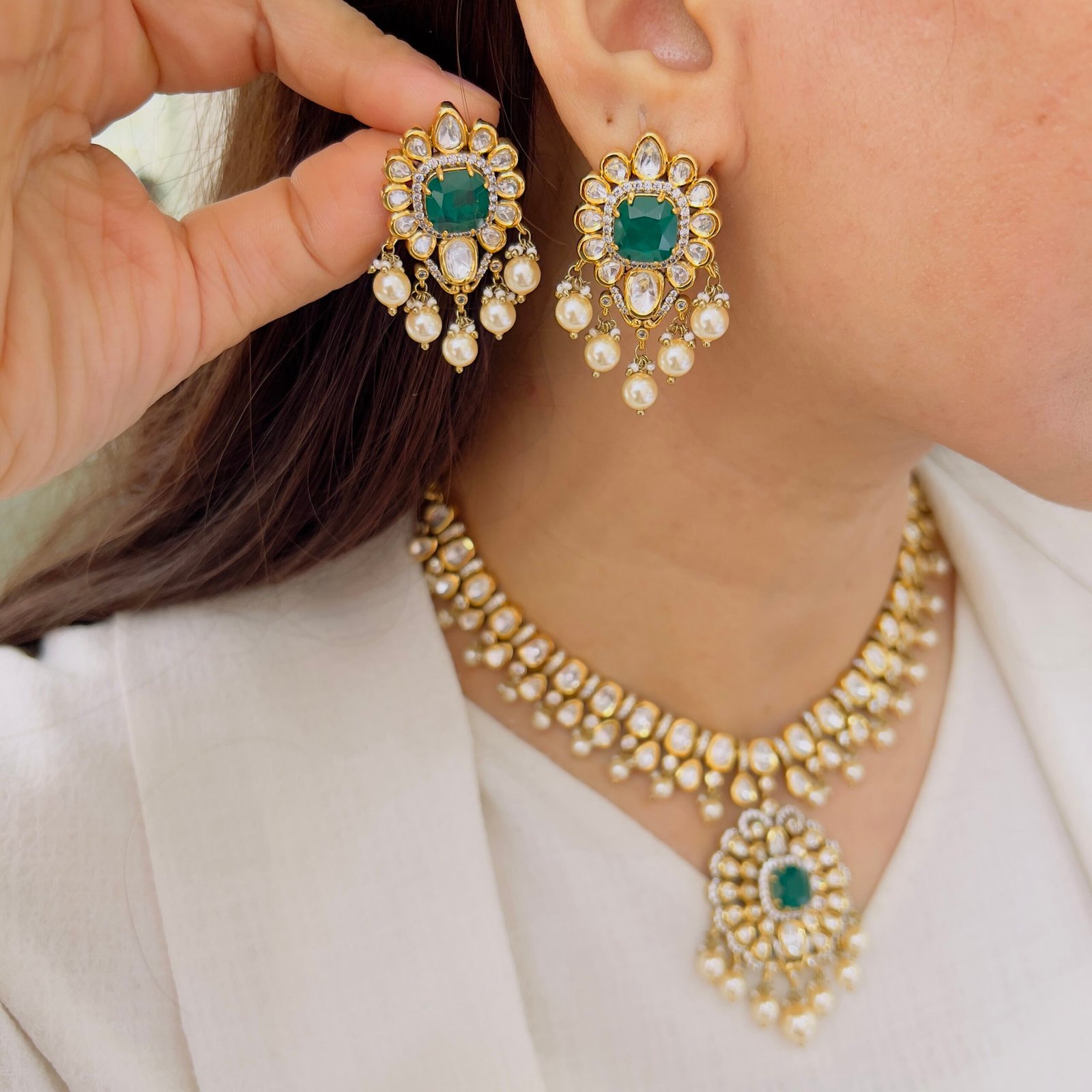 Elegant Floral Victorian Necklace - Image 2