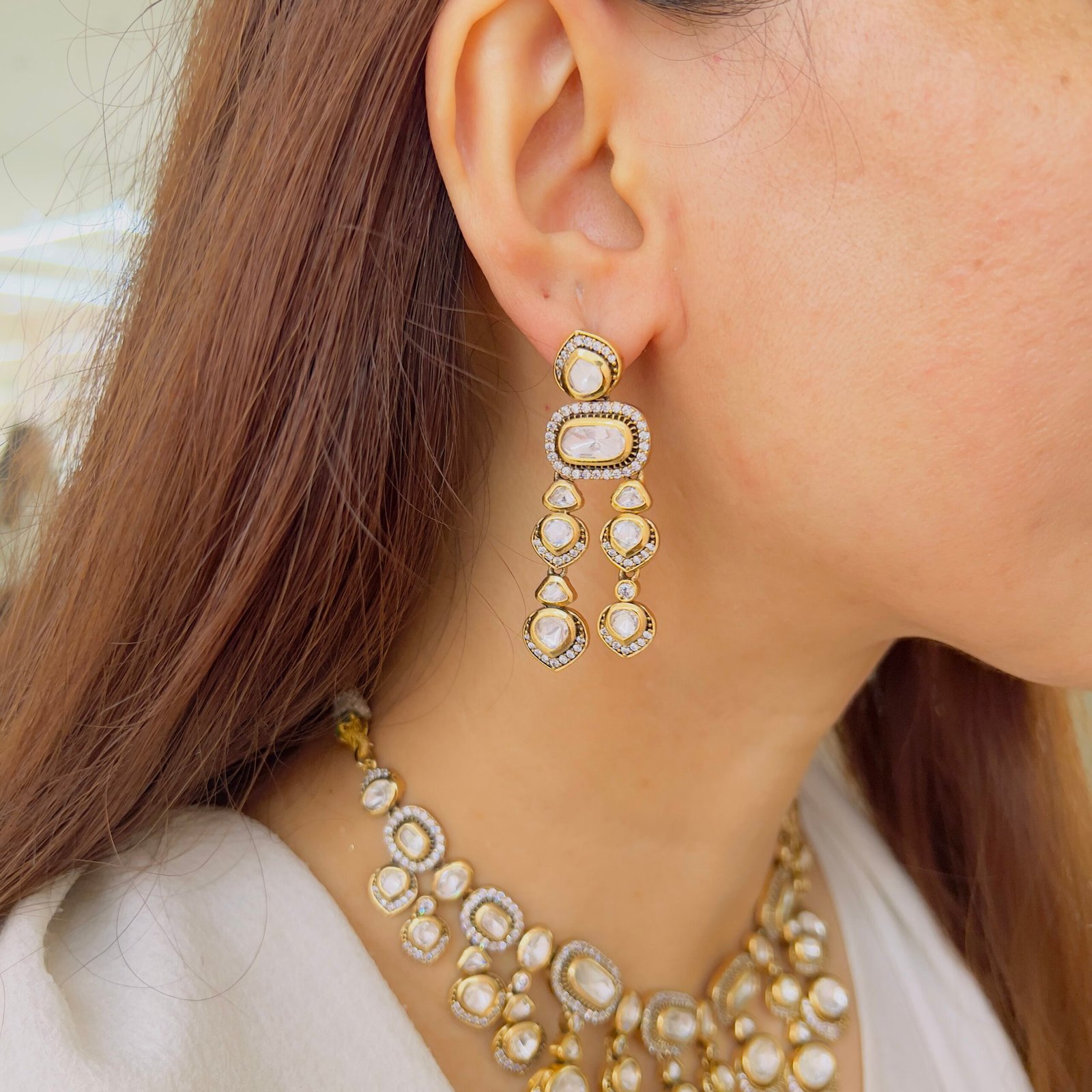Make a Statement in Victorian Elegance - Image 3