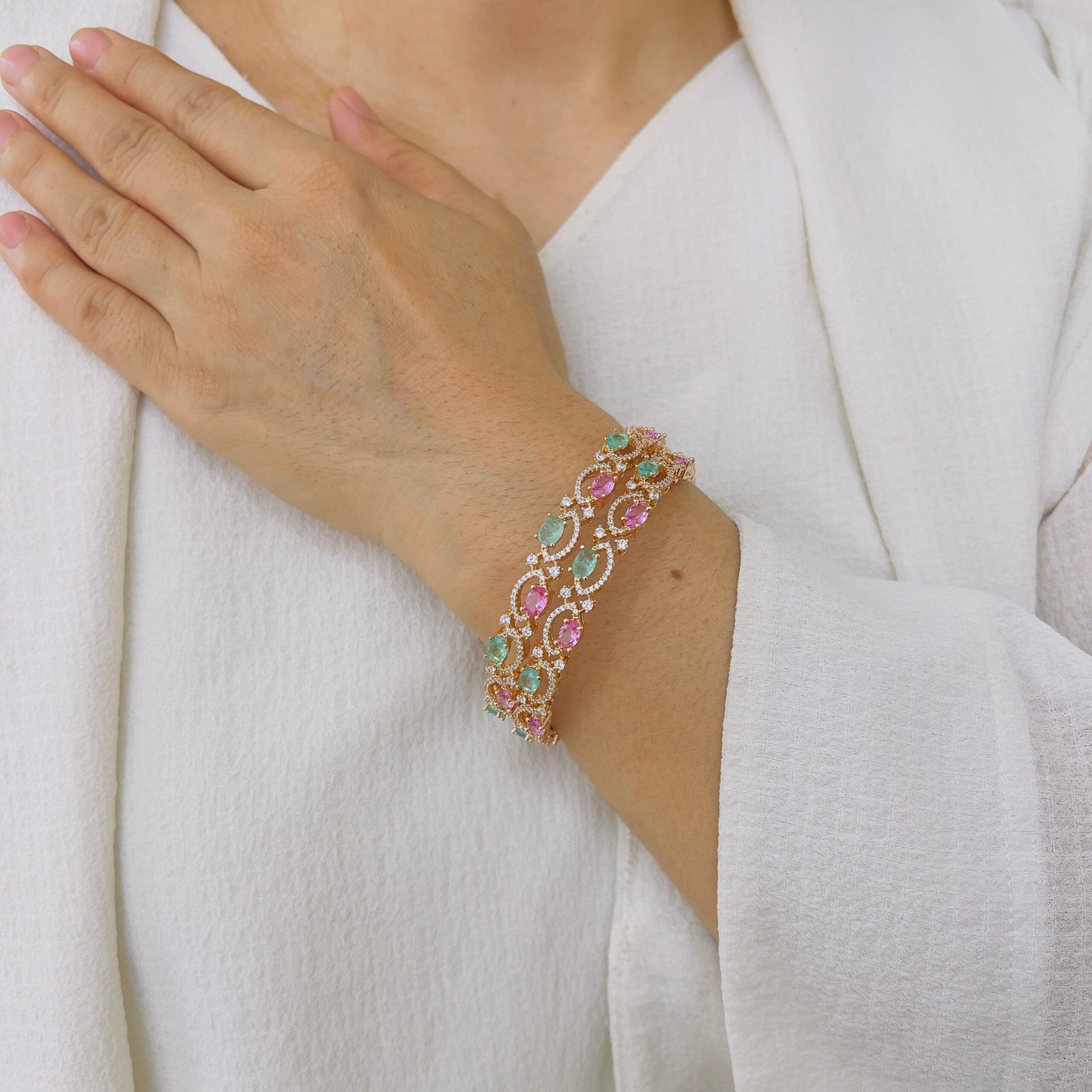 Ornate Designer Bangle - Image 4