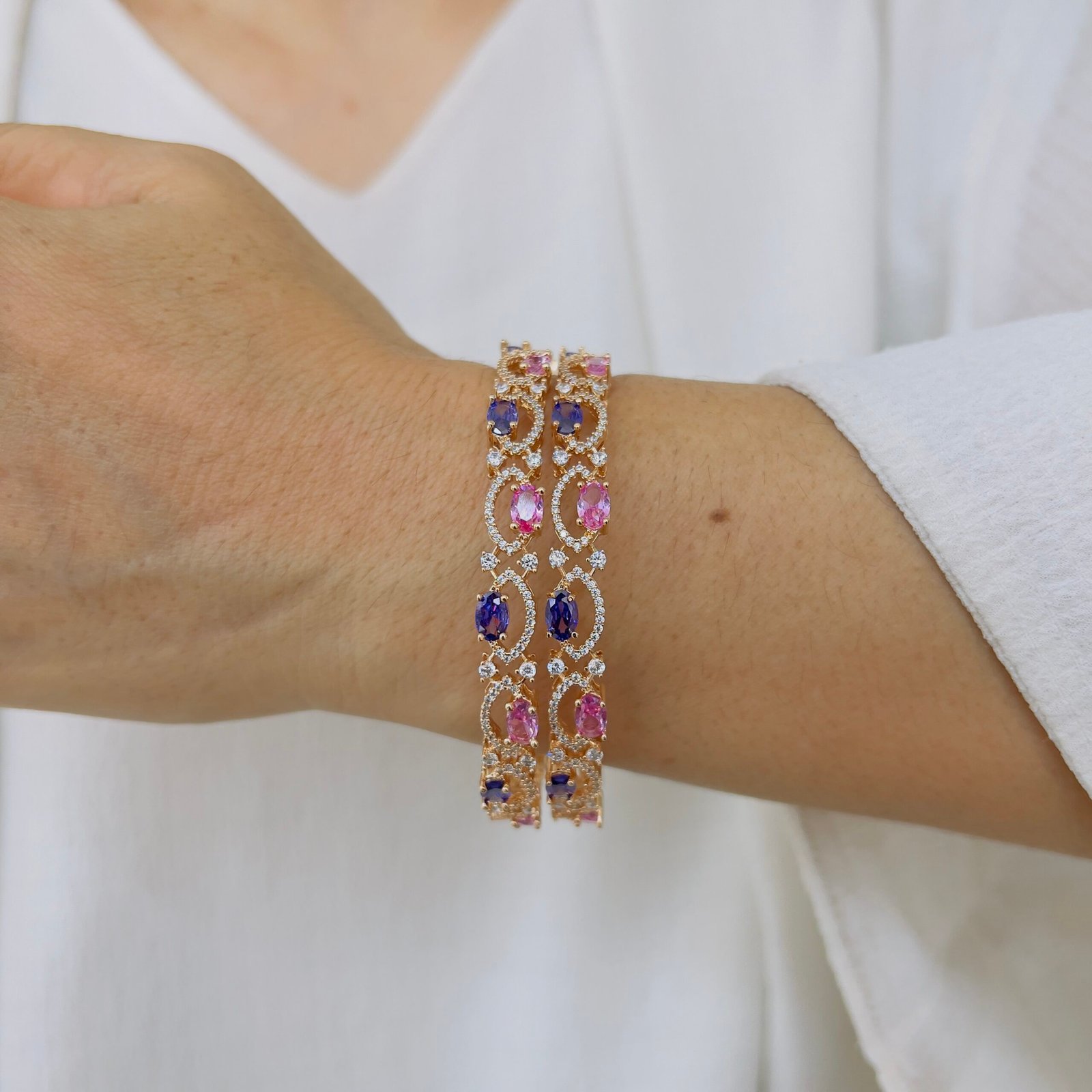 Ornate Designer Bangle - Image 2