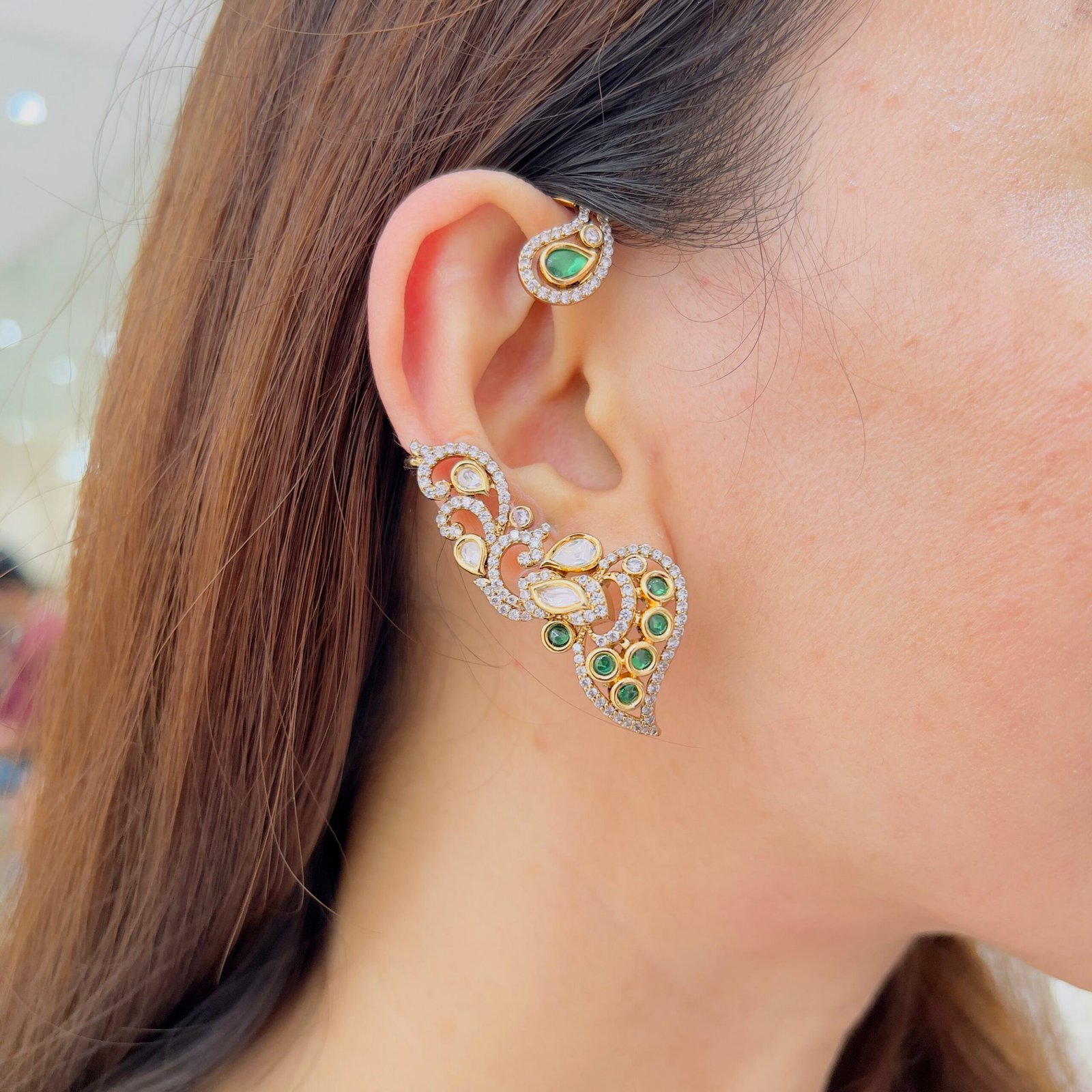Graceful Paisley Crystal Earcuff - Image 5