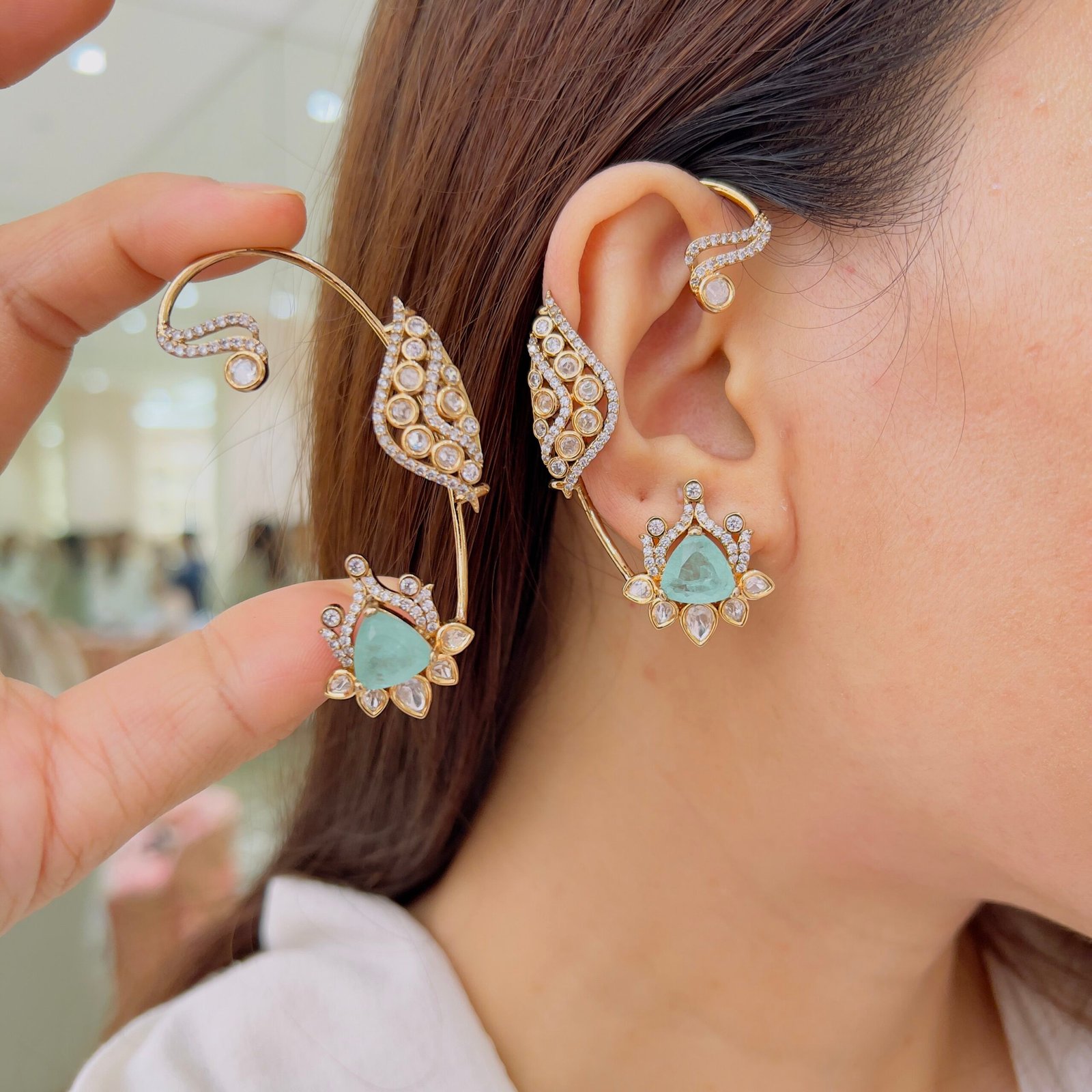 Elegant Crystal Cascade Earcuff - Image 6