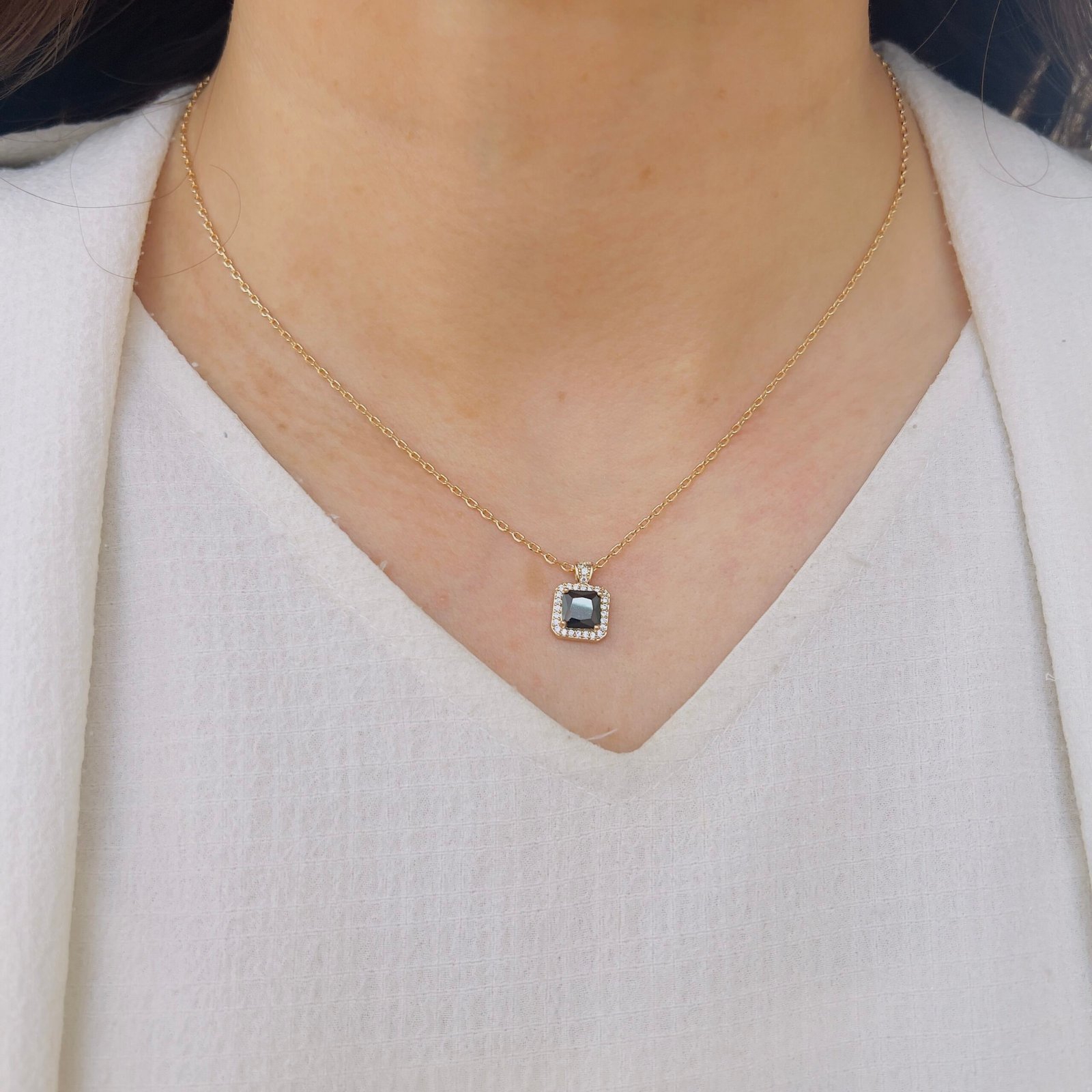 Fine Glow Chain - Image 8
