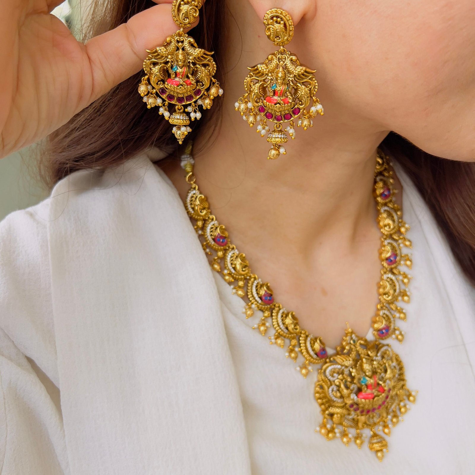 South Indian Temple Necklace - Image 3