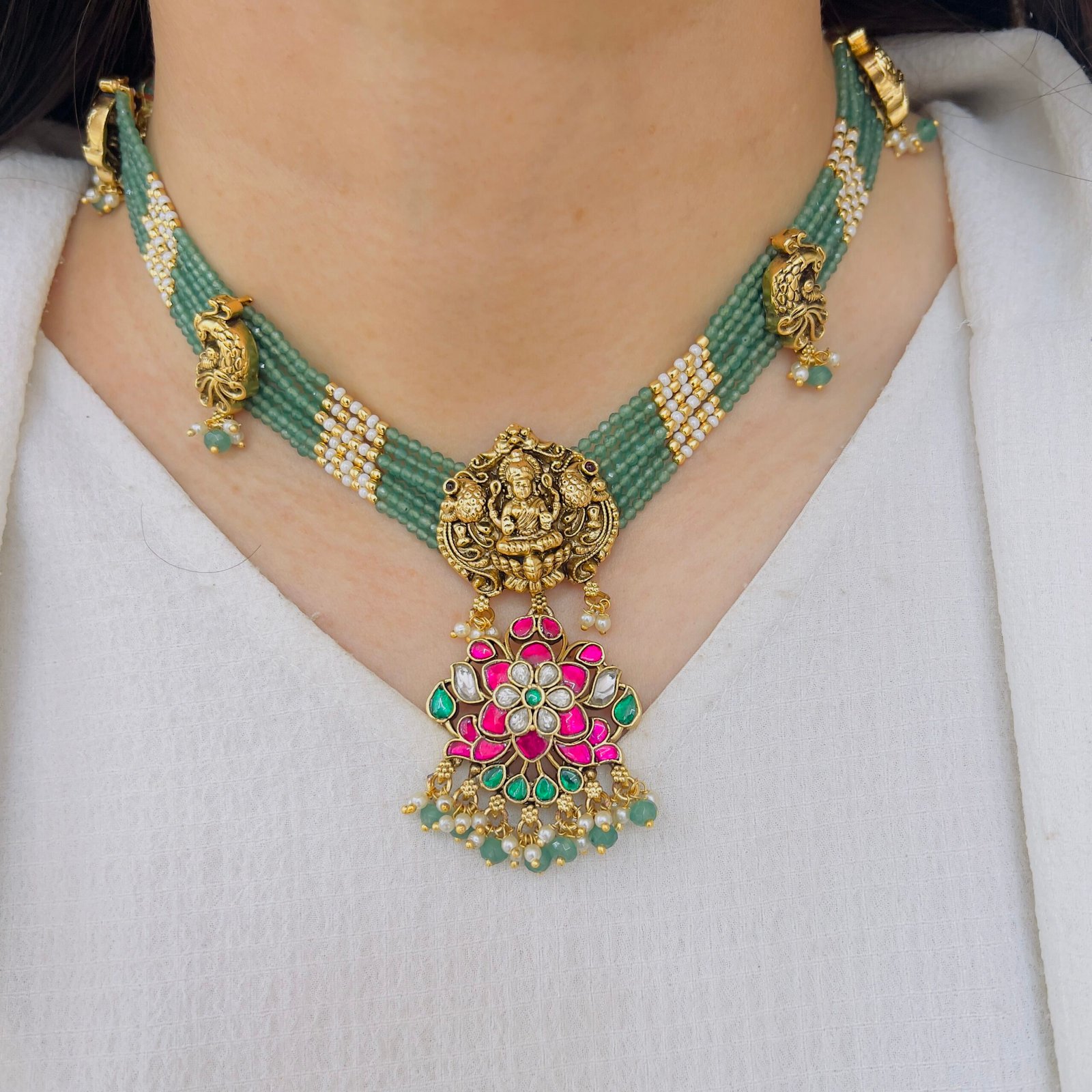 Royal Heritage Necklace & Earrings Set - Image 2