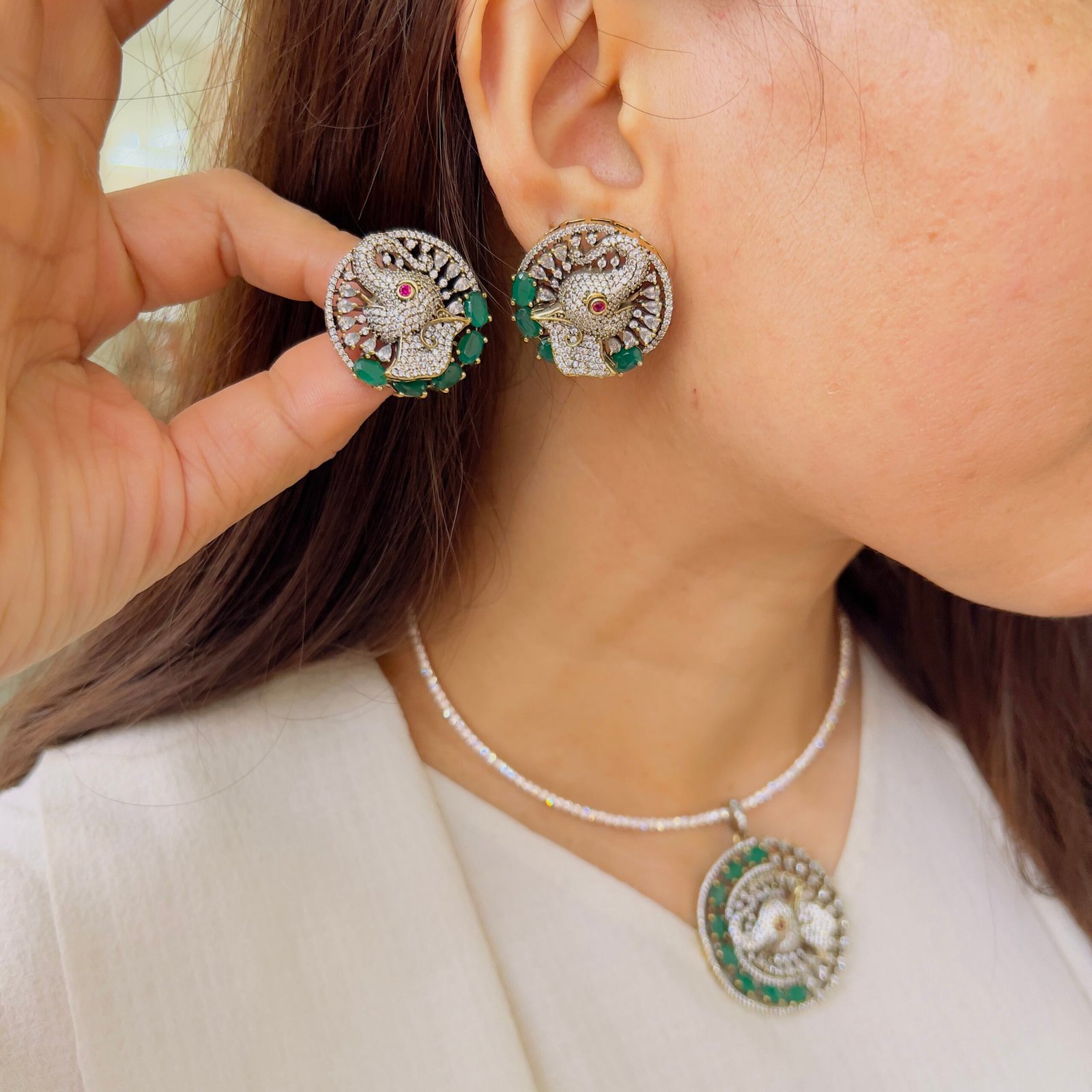 Divine Elephant Heritage Pendant Set - Image 2