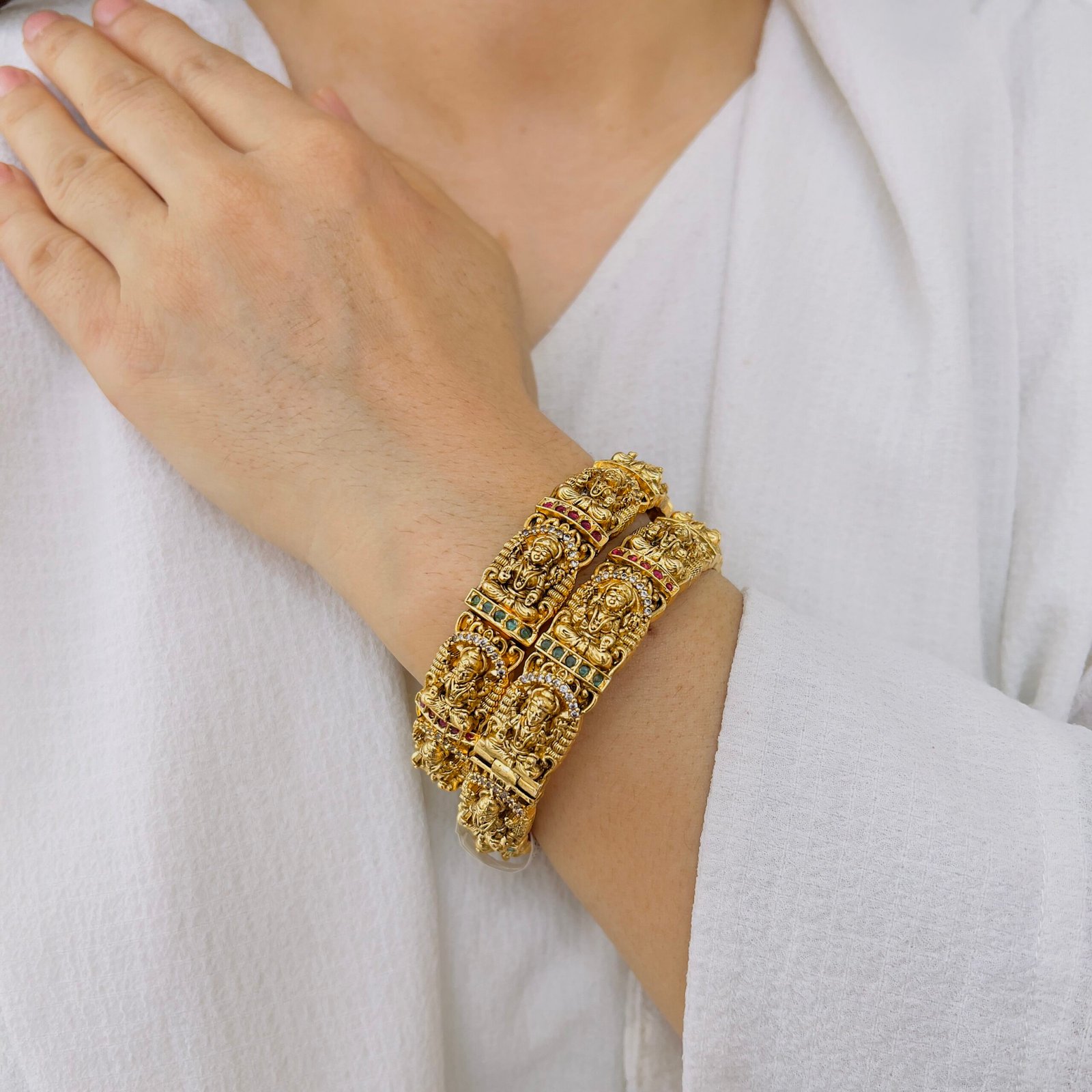 Temple Artistry in Every Detail - Image 3