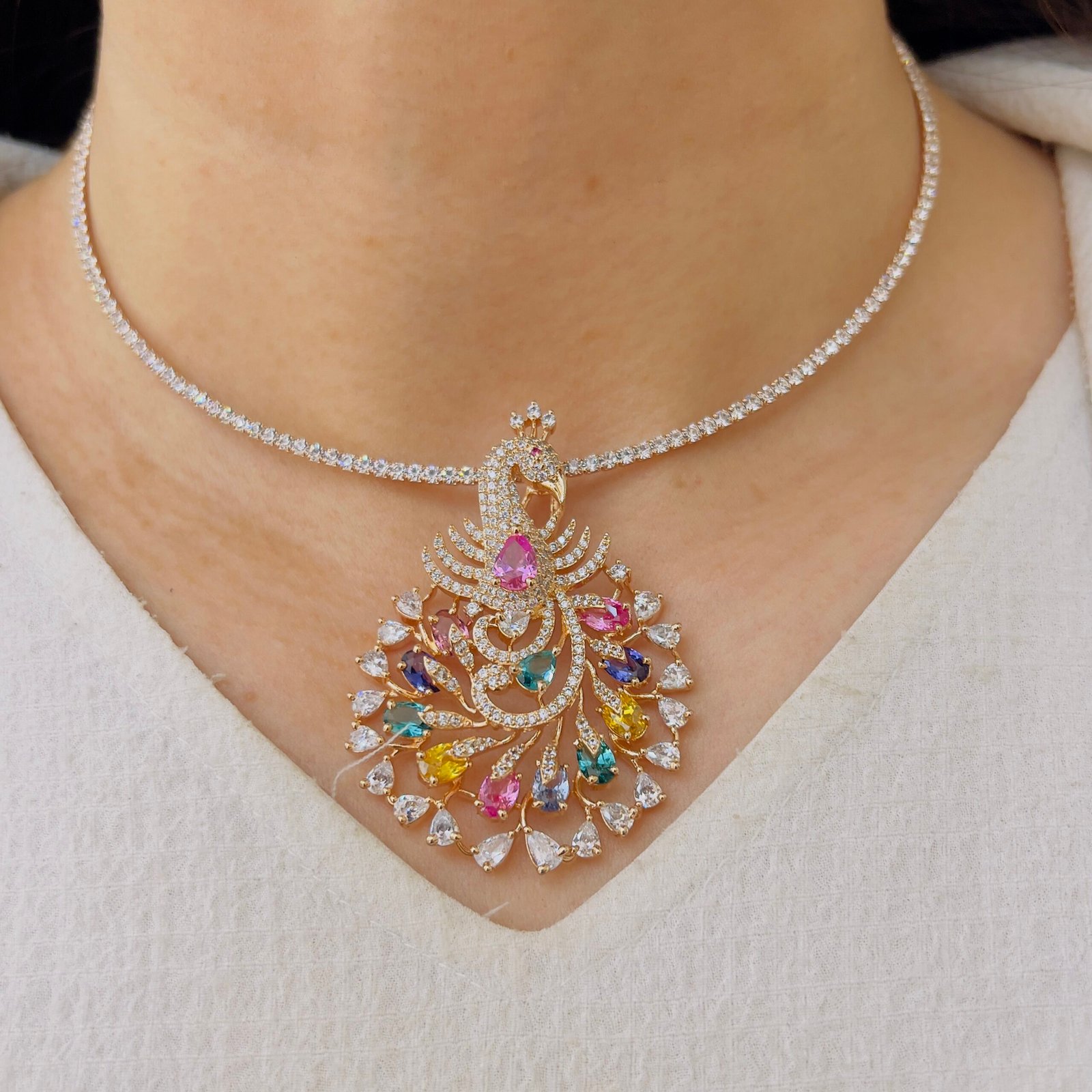 Beautiful Multicolour Diamond Pendant Set - Image 4