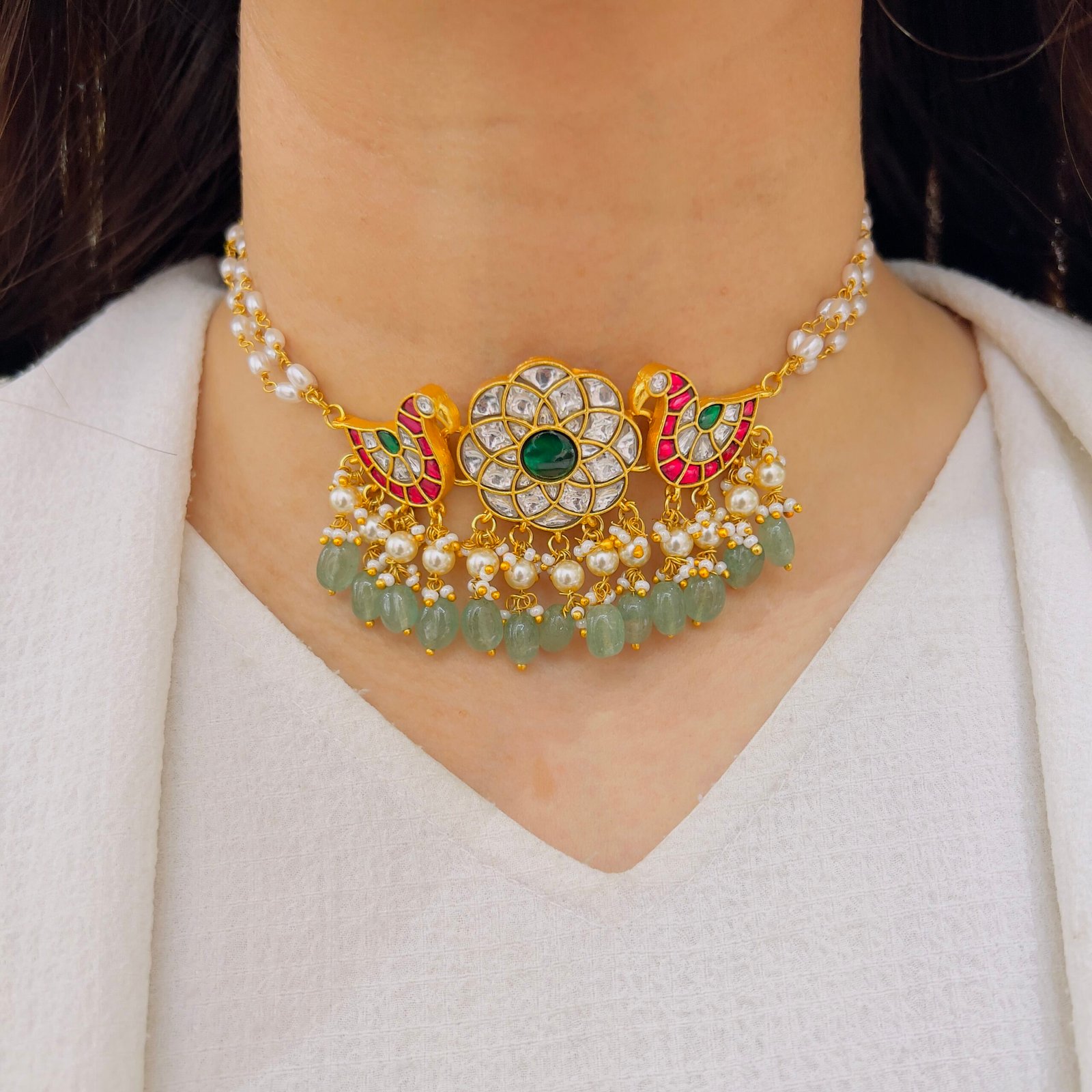 Traditional Jadau Choker for a Regal Look