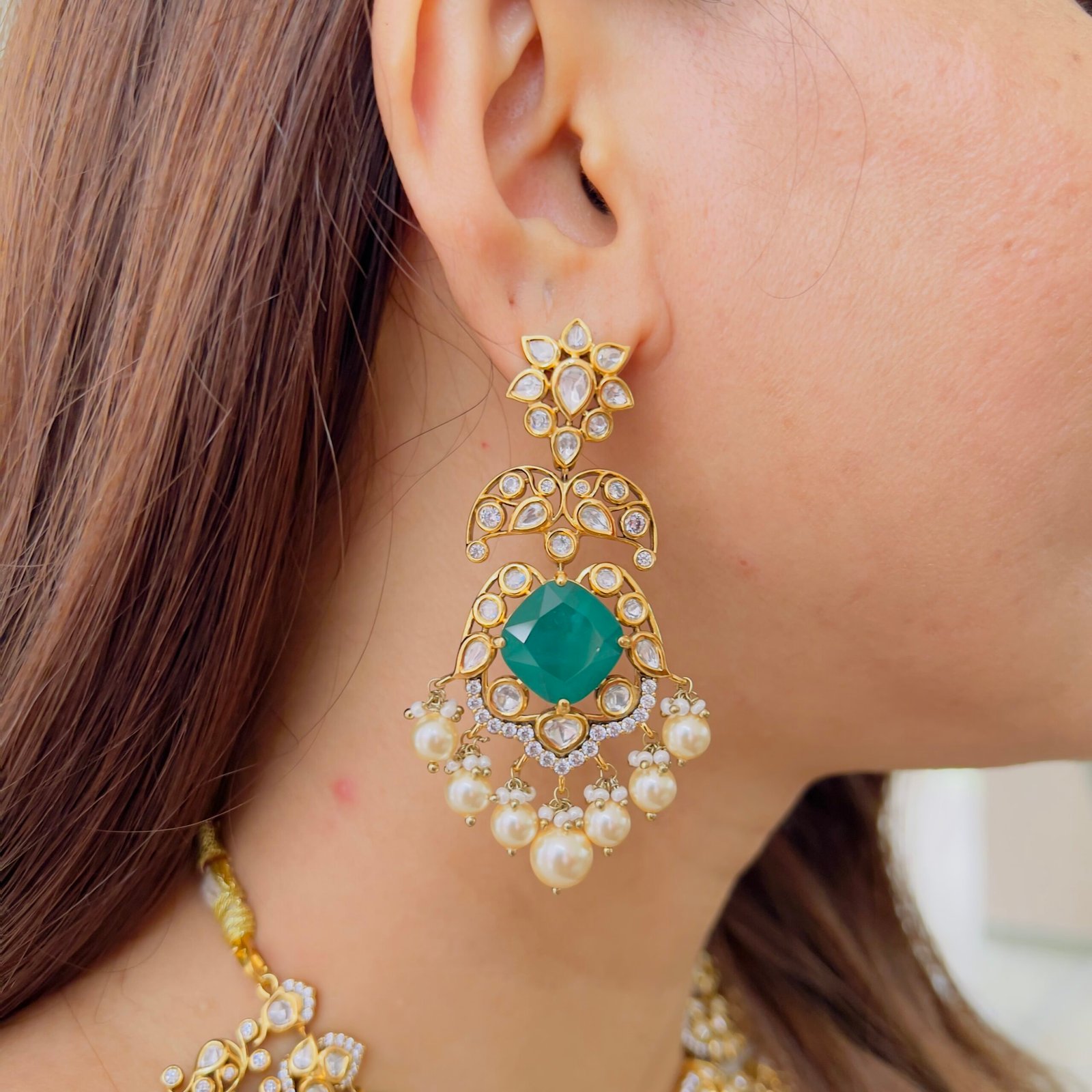 Emerald Pearl Victorian Necklace - Image 3