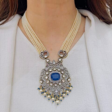 Elegant Heirloom Necklace Set