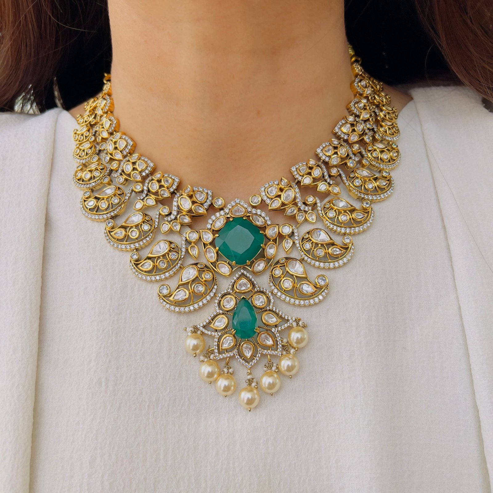 Emerald Pearl Victorian Necklace - Image 4