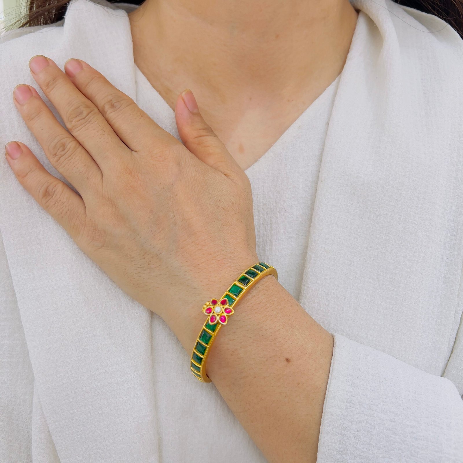 Divine Heritage Bangle - Image 3