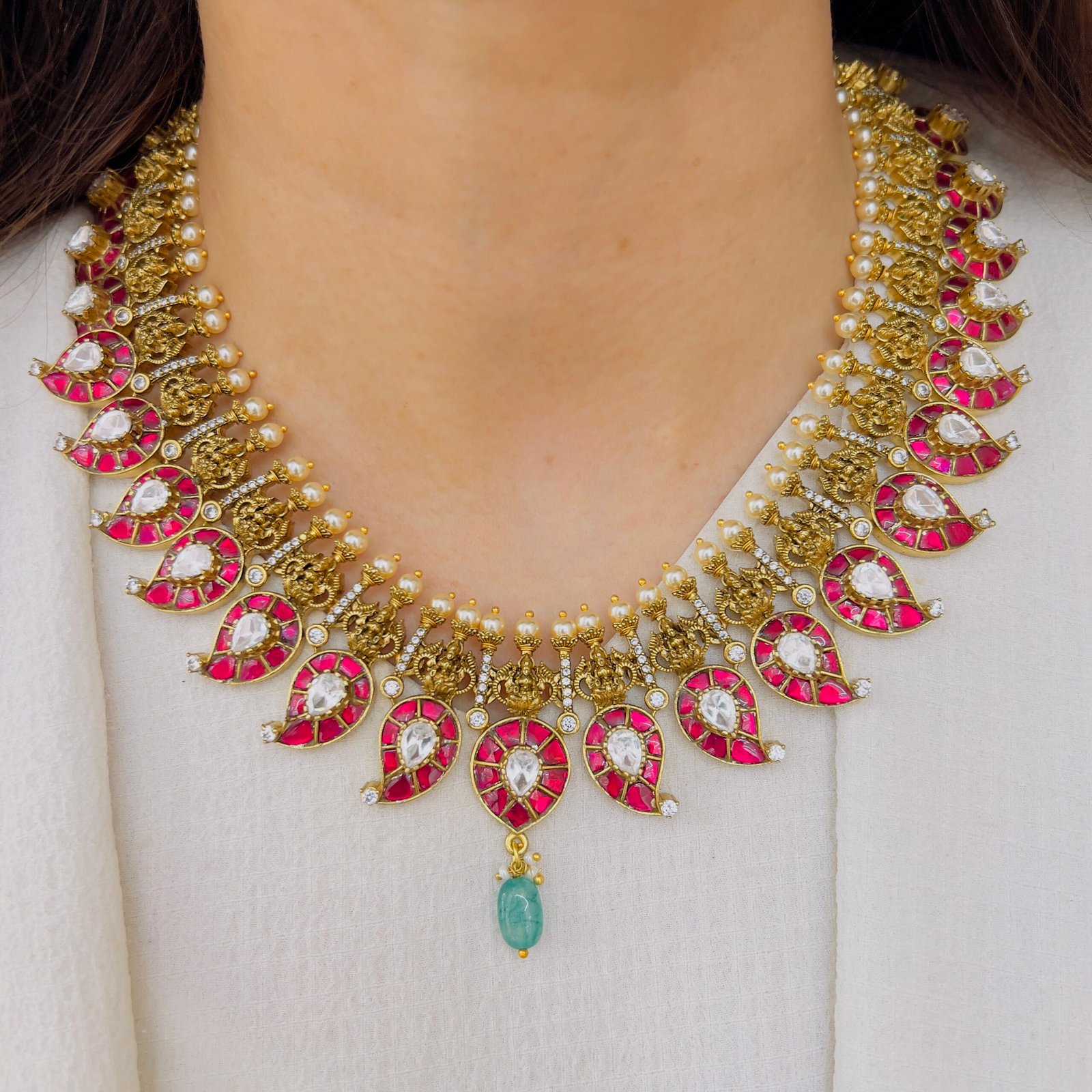 Maharani-Inspired Jadau Necklace Set with Matching Jhumka - Image 4