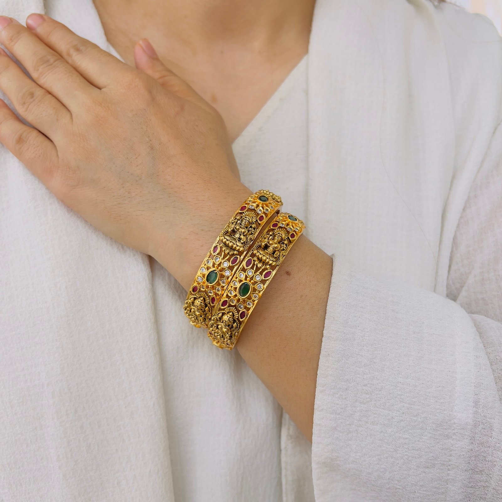 Timeless Indian Temple Jewellery - Image 3