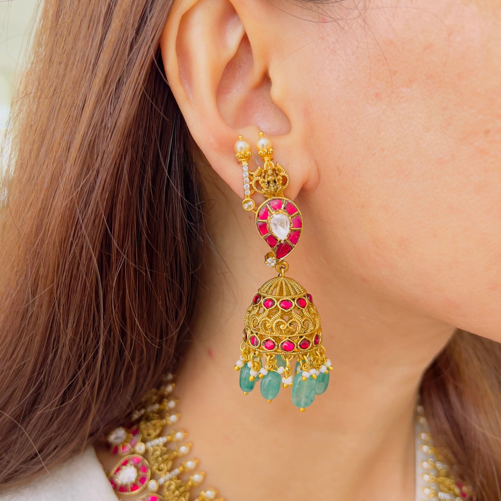 Maharani-Inspired Jadau Necklace Set with Matching Jhumka - Image 3
